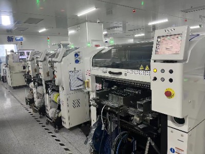 DIP插件加工的正确步骤有哪些?(图1) 生产车间.jpg