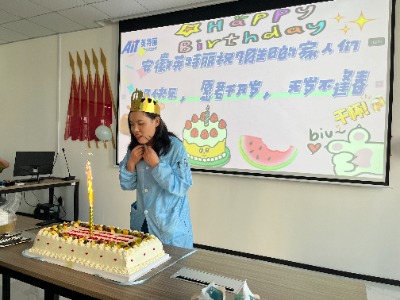 PG电子生日会1.jpg