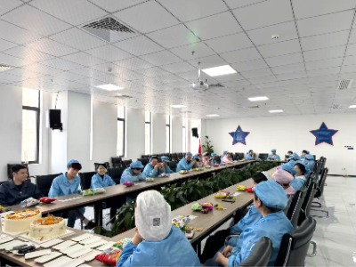2月员工生日会_PG电子电子.jpg